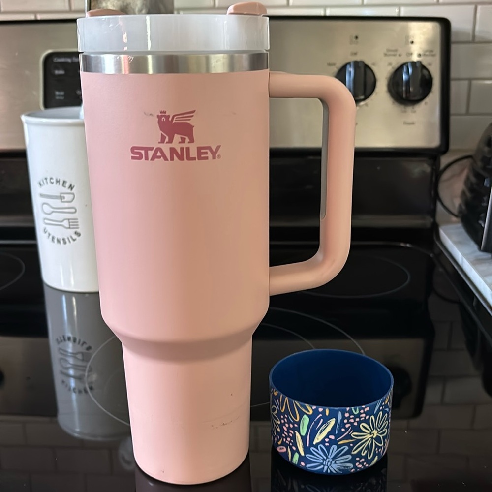 Pink Stanley 40oz Tumbler